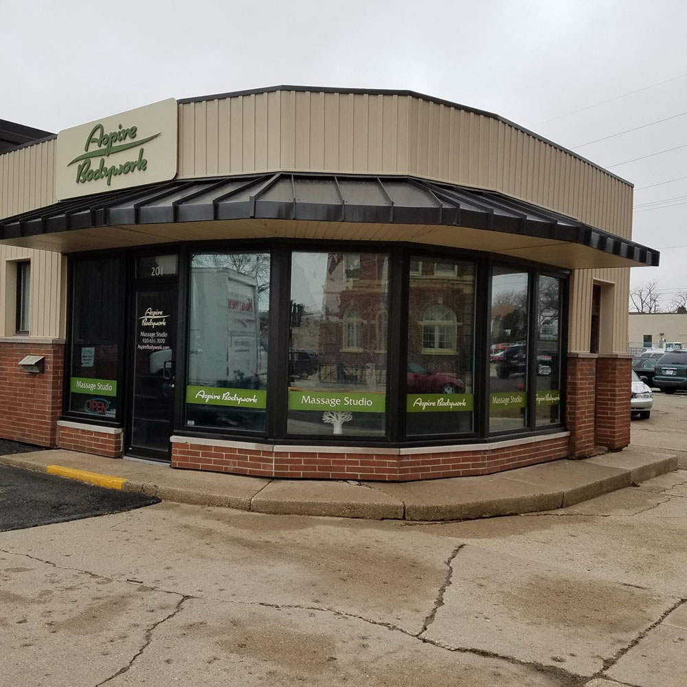 Glass Repair in Beaver Dam, WI Hometown Glass & Improvement Inc